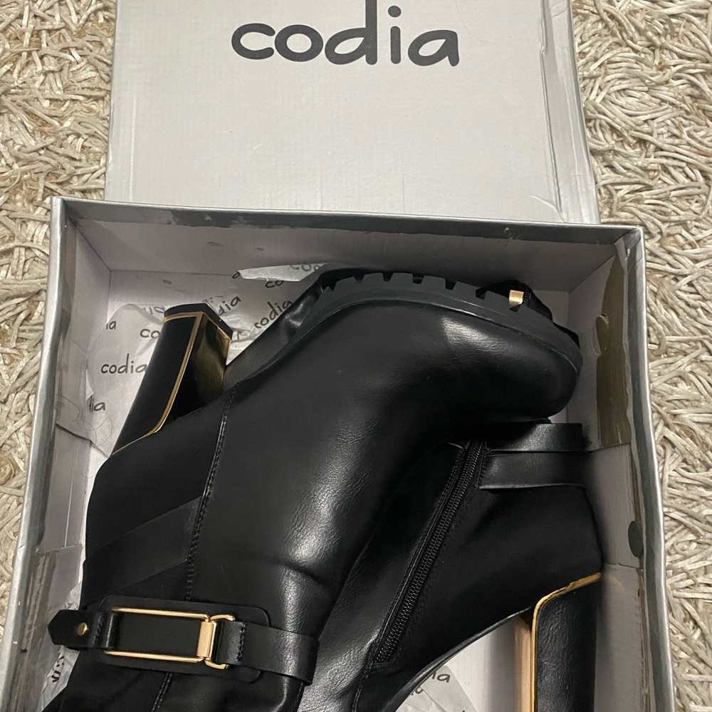 Codia high heel up to knee